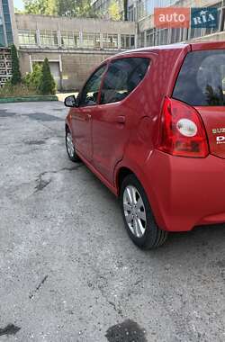 Хэтчбек Suzuki Alto 2012 в 