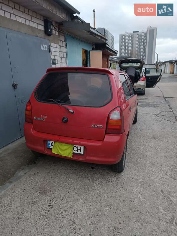 Хэтчбек Suzuki Alto 2002 в Киеве