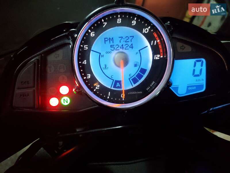 Мотоцикл Без обтікачів (Naked bike) Suzuki B-King 2008 в Києві