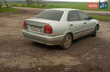 Седан Suzuki Baleno 1998 в Запорожье