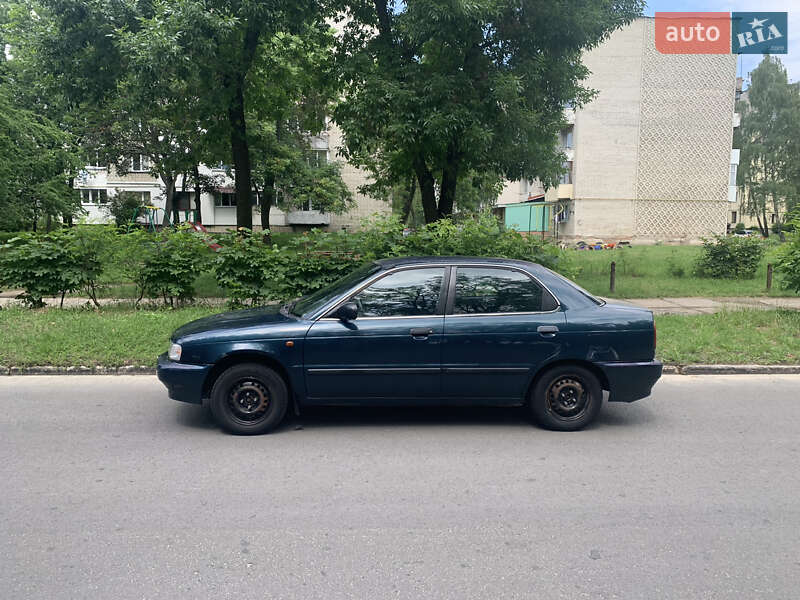 Седан Suzuki Baleno 1996 в Львове