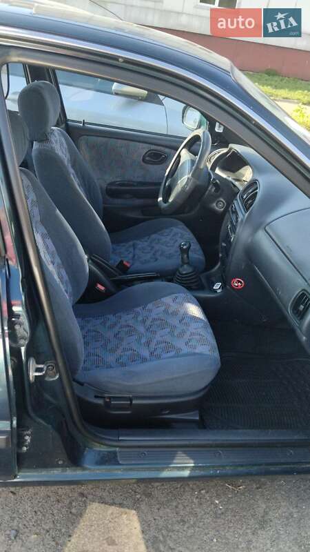 Седан Suzuki Baleno 1996 в Борисполе