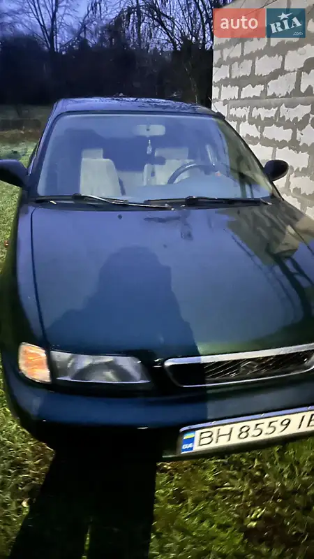 Suzuki Baleno 1998