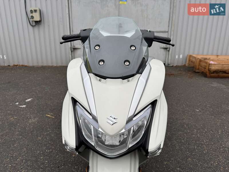Макси-скутер Suzuki Burgman 125 2024 в Днепре