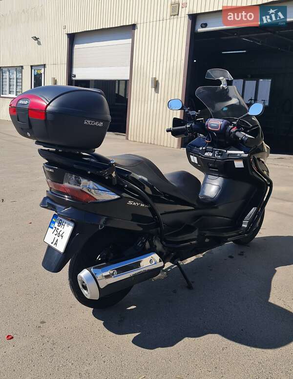 Макси-скутер Suzuki Burgman 400 2009 в Одессе фото 7 Макси-скутер Suzuki Burgman 400 2009 в Одессе