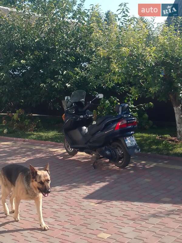 Макси-скутер Suzuki Burgman 400 2003 в Тернополе фото 2 Макси-скутер Suzuki Burgman 400 2003 в Тернополе