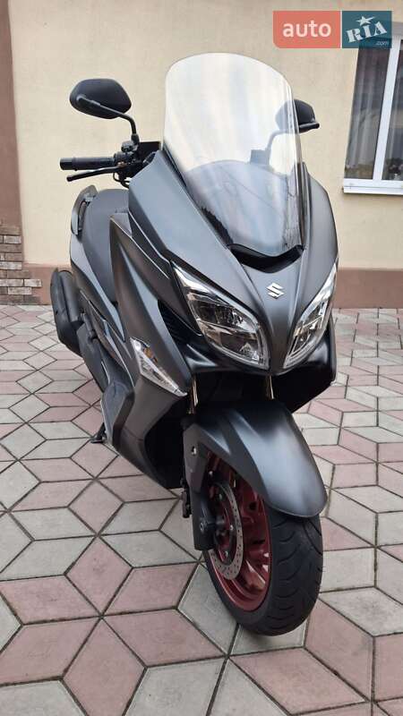 Макси-скутер Suzuki Burgman 400 2018 в Днепре