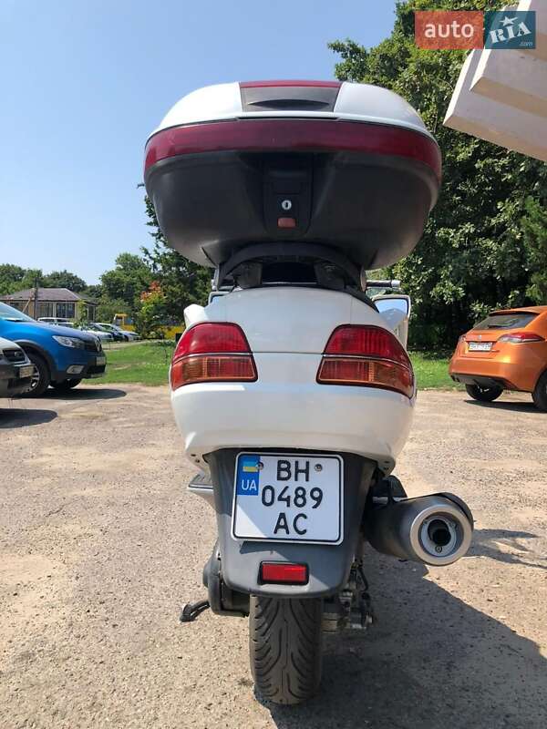 Максі-скутер Suzuki Burgman AN 650 2005 в Одесі