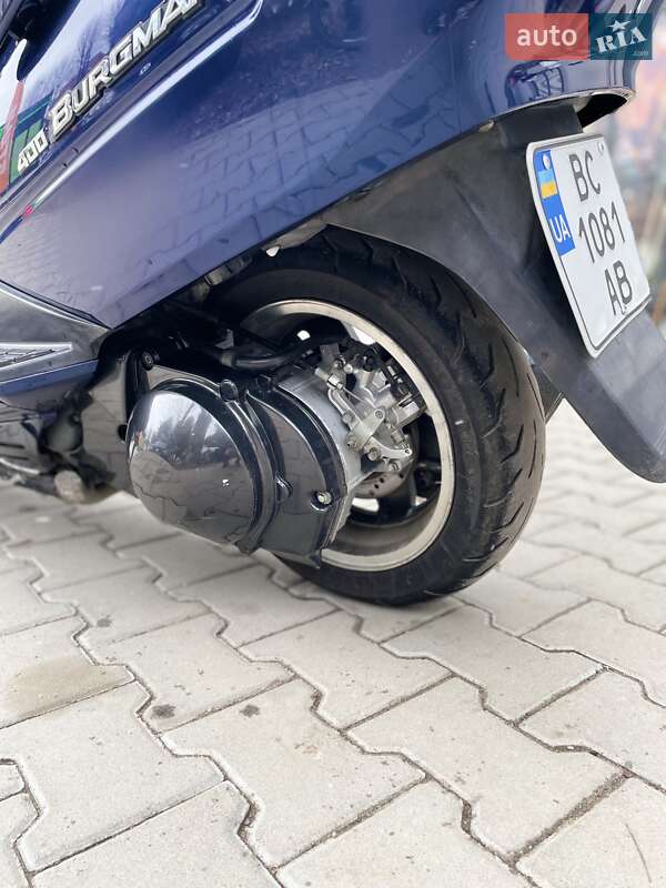Макси-скутер Suzuki Burgman 2002 в Самборе