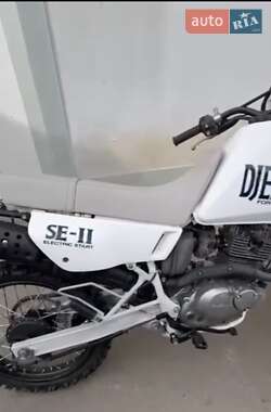 Мотоцикл Позашляховий (Enduro) Suzuki Djebel 200 2000 в 