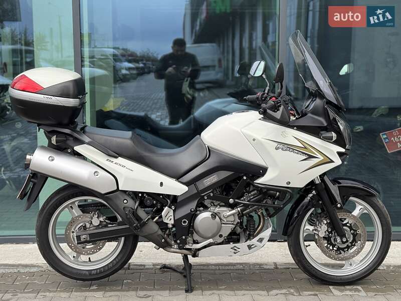 Мотоцикл Туризм Suzuki DL 650 2011 в Ровно