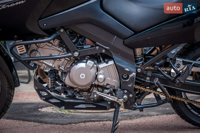Мотоцикл Многоцелевой (All-round) Suzuki DL 650 2006 в Киеве