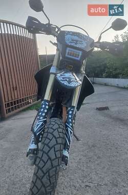 Мотоцикл Супермото (Motard) Suzuki DR-Z 400SM 2012 в 