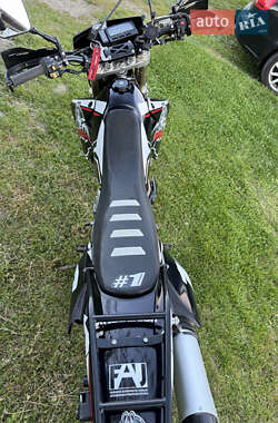 Мотоцикл Супермото (Motard) Suzuki DR-Z 400SM 2007 в 