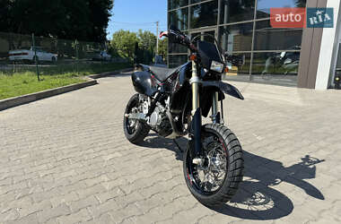 Мотоцикл Супермото (Motard) Suzuki DR-Z 400SM 2011 в 