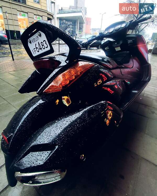 Suzuki Gemma 50 2011