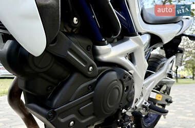 Мотоцикл Спорт-туризм Suzuki Gladius 400 2010 в 
