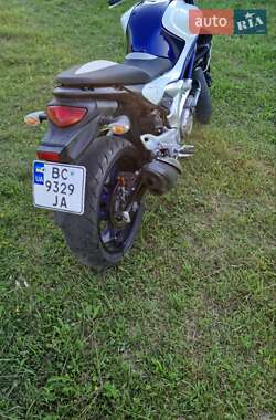 Мотоцикл Классик Suzuki Gladius 400 2010 в 