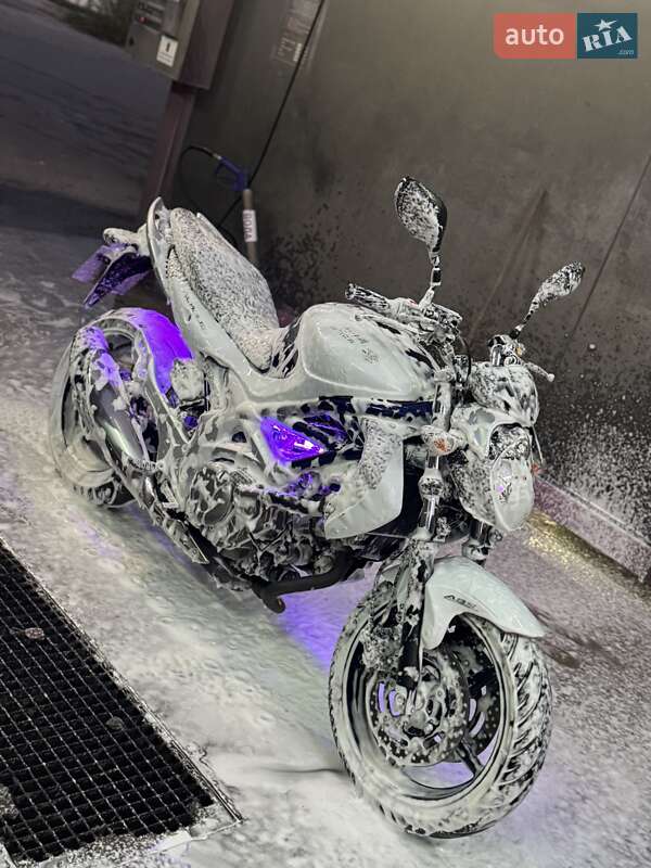 Мотоцикл Без обтікачів (Naked bike) Suzuki Gladius 400 2010 в Києві