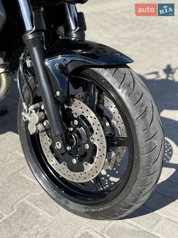 Мотоцикл Без обтекателей (Naked bike) Suzuki Gladius 650 2010 в Ровно фото 18 Мотоцикл Без обтекателей (Naked bike) Suzuki Gladius 650 2010 в Ровно