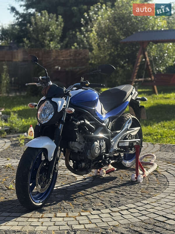 Мотоцикл Без обтекателей (Naked bike) Suzuki Gladius 650 2014 в Костополе