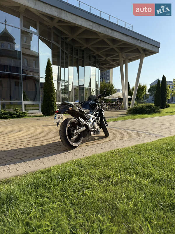 Мотоцикл Без обтікачів (Naked bike) Suzuki Gladius 650 2009 в Львові