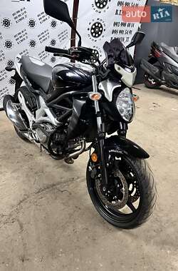 Мотоцикл Классик Suzuki Gladius 650 2010 в Житомире