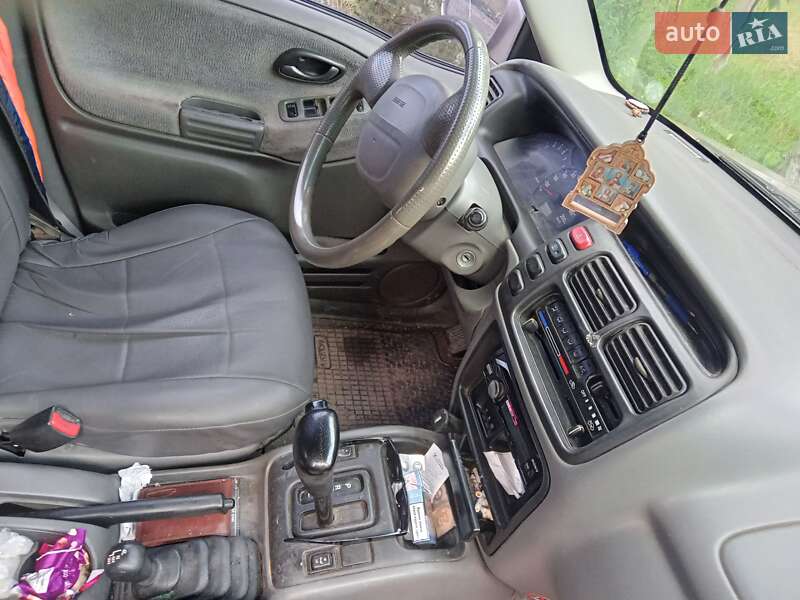 Внедорожник / Кроссовер Suzuki Grand Vitara XL7 2002 в Золочеве фото 7 Внедорожник / Кроссовер Suzuki Grand Vitara XL7 2002 в Золочеве