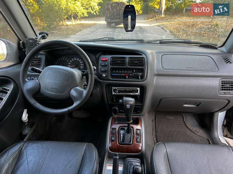 Внедорожник / Кроссовер Suzuki Grand Vitara XL7 2002 в Переяславе фото 5 Внедорожник / Кроссовер Suzuki Grand Vitara XL7 2002 в Переяславе