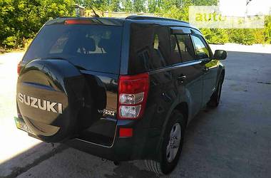 Позашляховик / Кросовер Suzuki Grand Vitara 2006 в Рівному