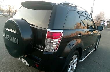 Позашляховик / Кросовер Suzuki Grand Vitara 2010 в 