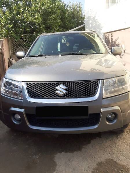 Внедорожник / Кроссовер Suzuki Grand Vitara 2006 в Черновцах