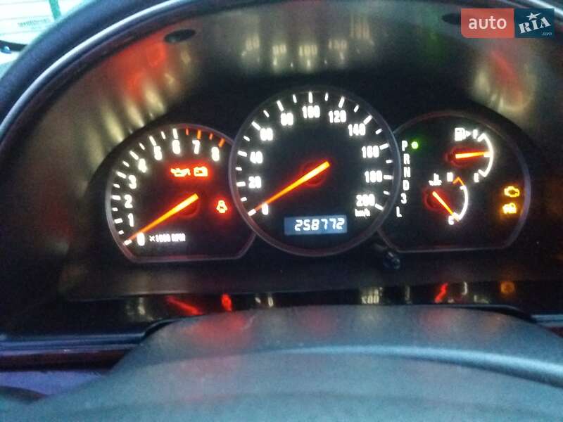 Внедорожник / Кроссовер Suzuki Grand Vitara 2003 в Никополе