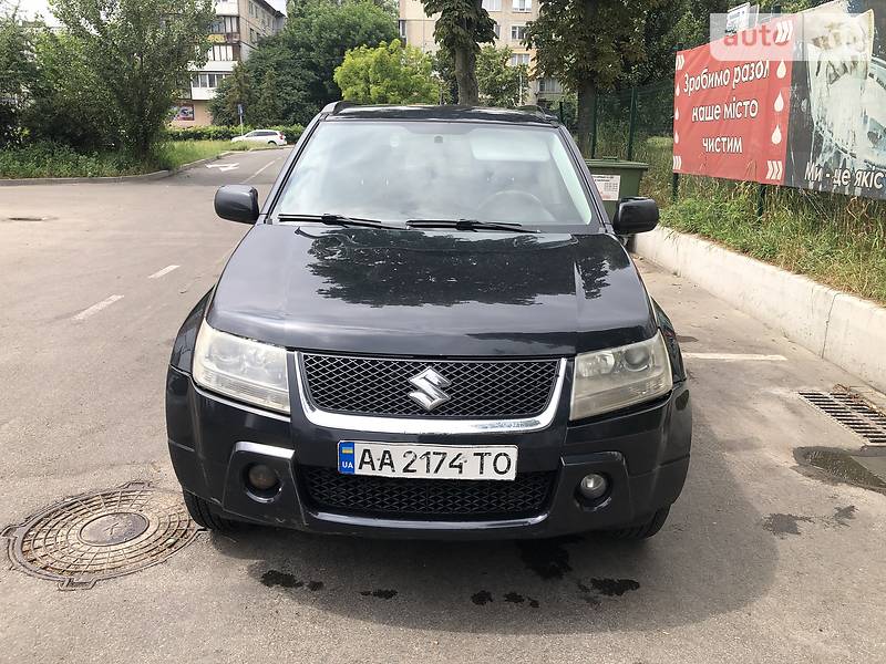 Внедорожник / Кроссовер Suzuki Grand Vitara 2008 в Киеве