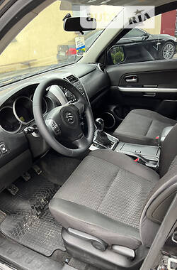 Позашляховик / Кросовер Suzuki Grand Vitara 2008 в 