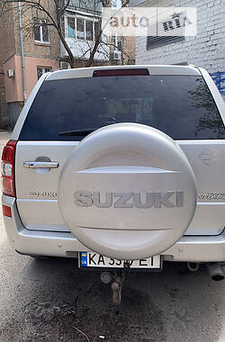 Внедорожник / Кроссовер Suzuki Grand Vitara 2007 в Киеве