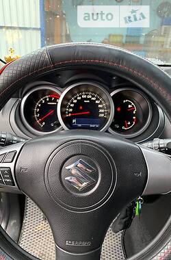 Внедорожник / Кроссовер Suzuki Grand Vitara 2010 в 