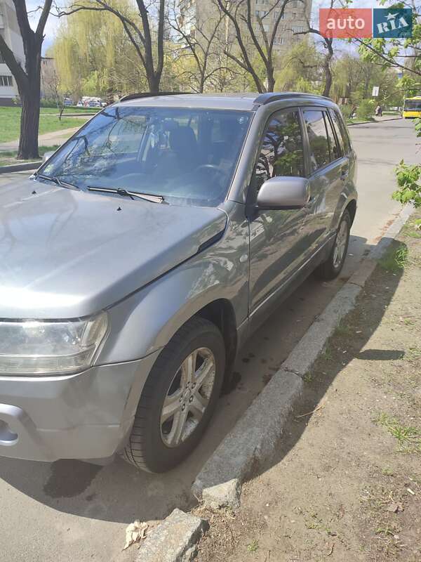 Позашляховик / Кросовер Suzuki Grand Vitara 2008 в Києві