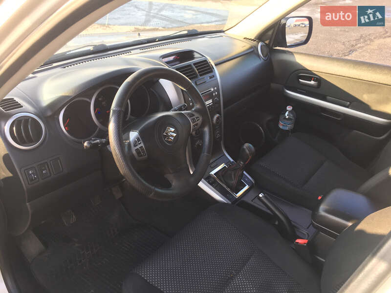 Внедорожник / Кроссовер Suzuki Grand Vitara 2007 в Киеве