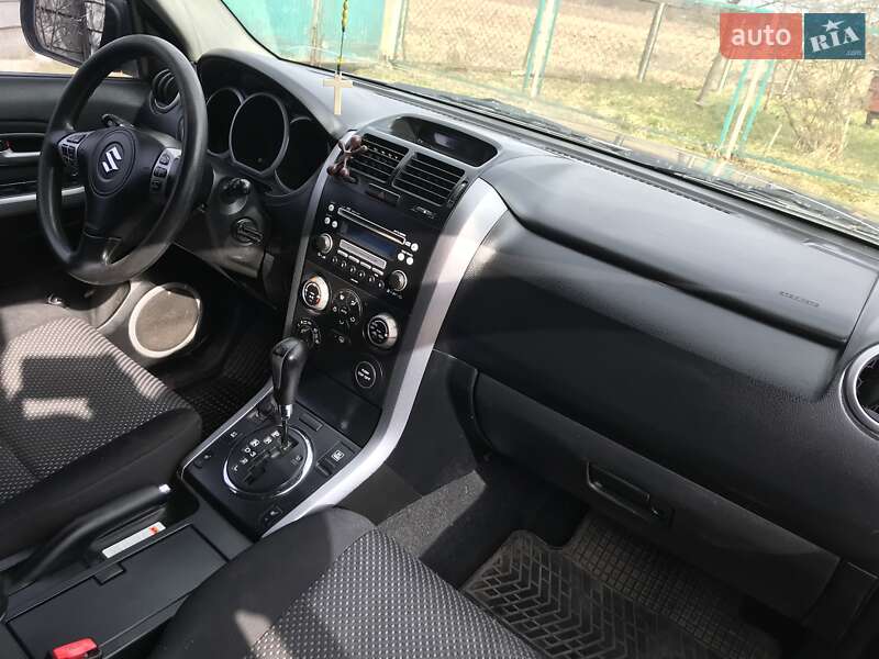 Позашляховик / Кросовер Suzuki Grand Vitara 2008 в Радехові