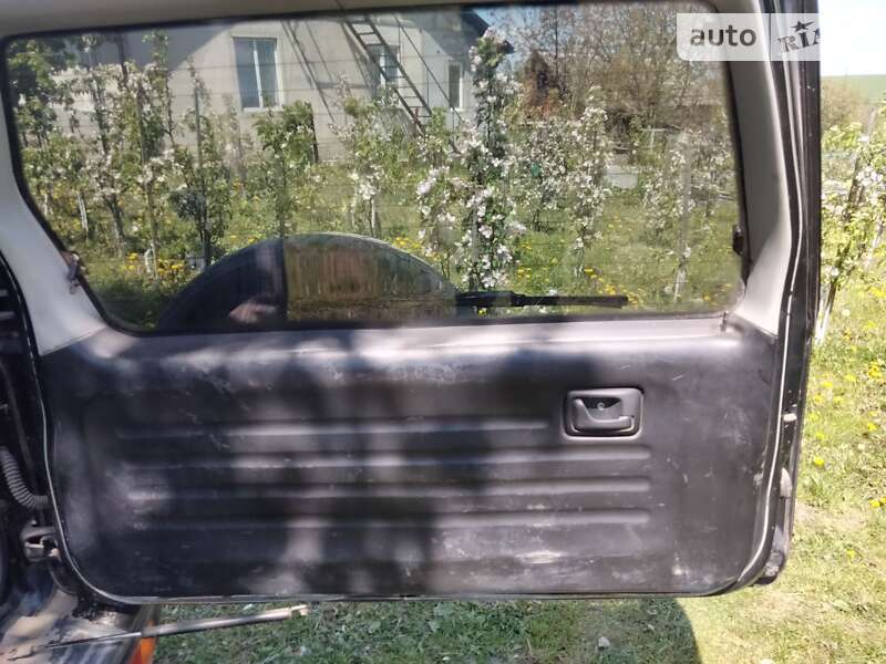 Седан Suzuki Grand Vitara 2004 в Козове