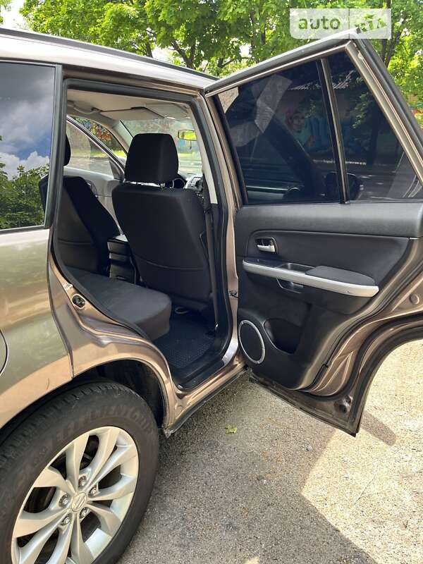 Седан Suzuki Grand Vitara 2016 в Миколаєві фото 17 Седан Suzuki Grand Vitara 2016 в Миколаєві