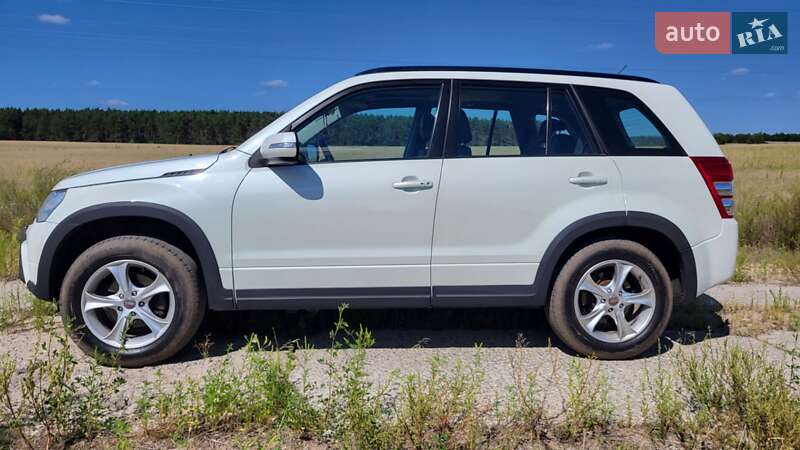 Внедорожник / Кроссовер Suzuki Grand Vitara 2012 в Киеве