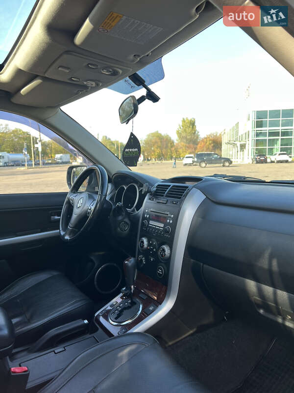 Позашляховик / Кросовер Suzuki Grand Vitara 2008 в Миколаєві