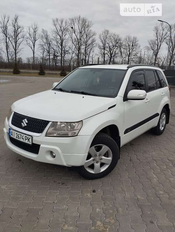 Позашляховик / Кросовер Suzuki Grand Vitara 2010 в Кагарлику