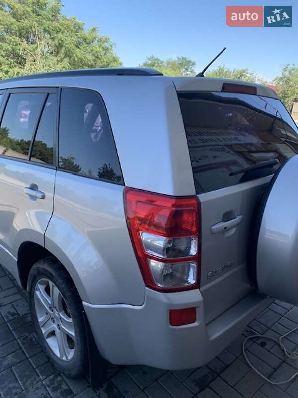 Внедорожник / Кроссовер Suzuki Grand Vitara 2006 в Килии