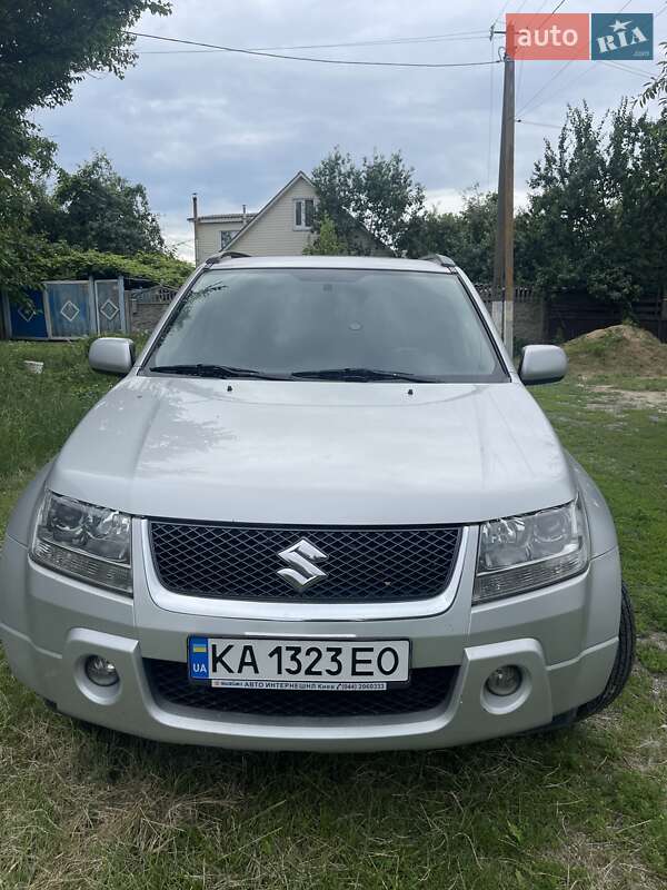 Внедорожник / Кроссовер Suzuki Grand Vitara 2006 в Киеве