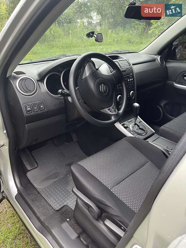 Внедорожник / Кроссовер Suzuki Grand Vitara 2006 в Киеве