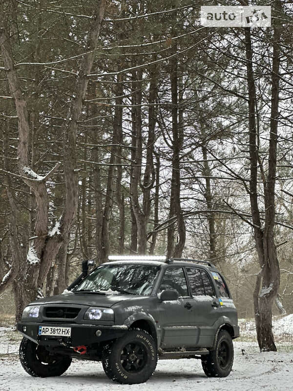Suzuki Grand Vitara 2000
