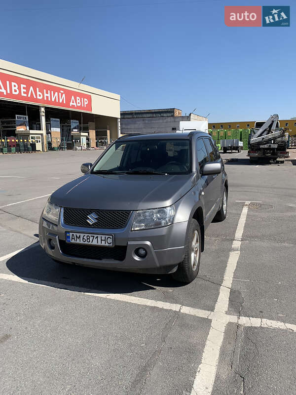 Внедорожник / Кроссовер Suzuki Grand Vitara 2006 в Житомире